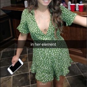💖FOREVER 21 GREEN SUMMER ROMPER💖